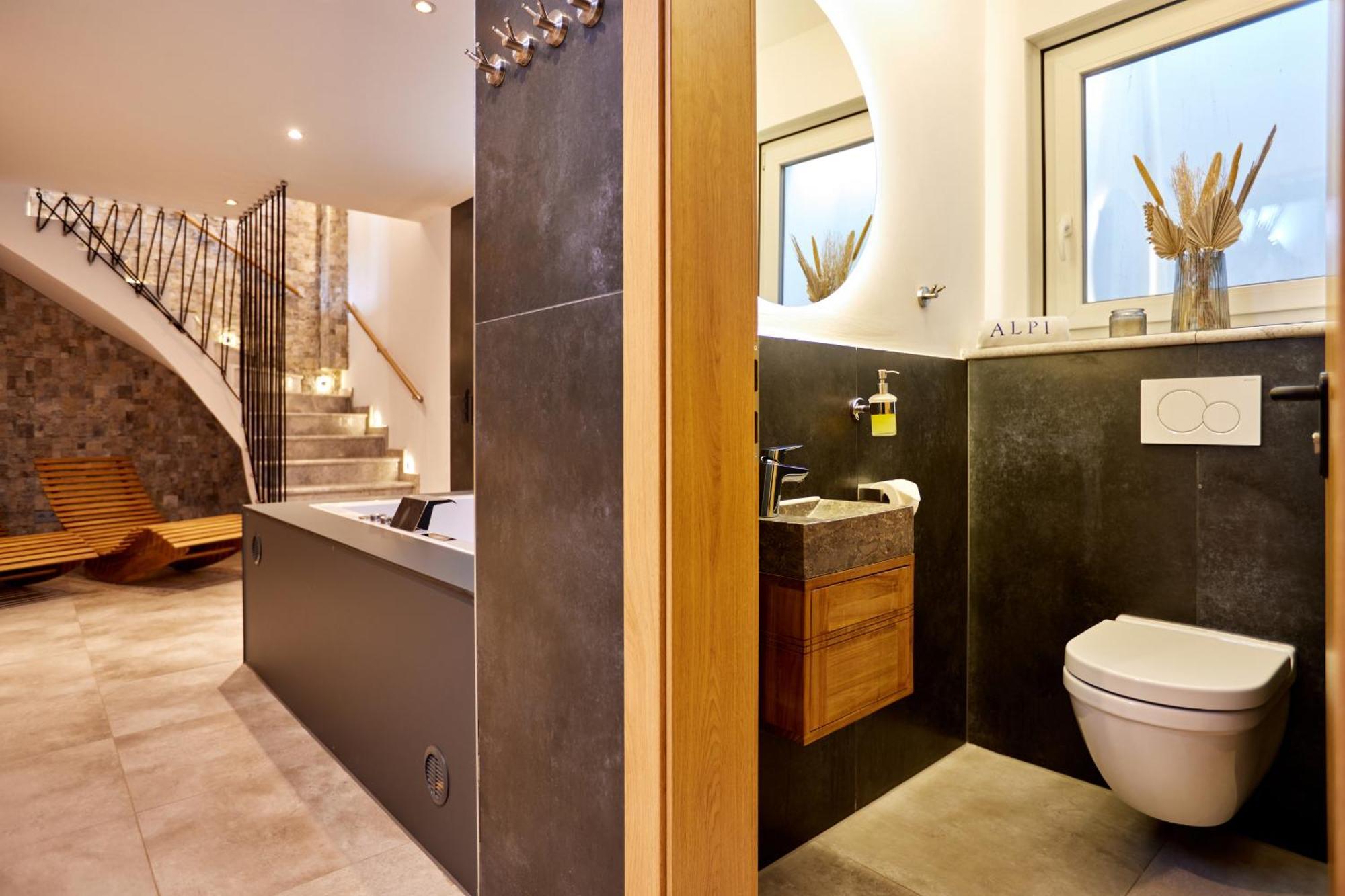 Apartment Private & Garden Alpi *
